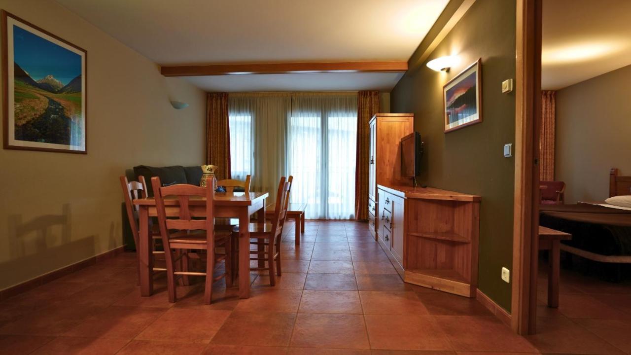 Apartaments Sant Moritz Arinsal Buitenkant foto