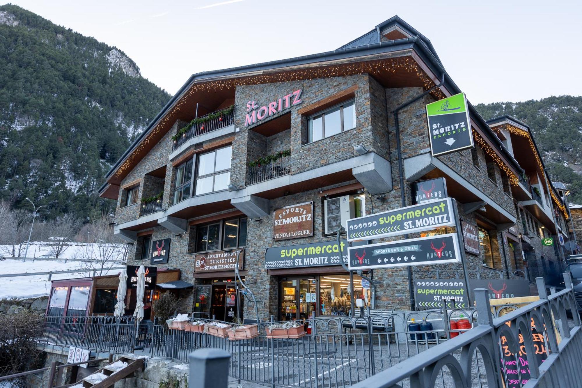 Apartaments Sant Moritz Arinsal Buitenkant foto