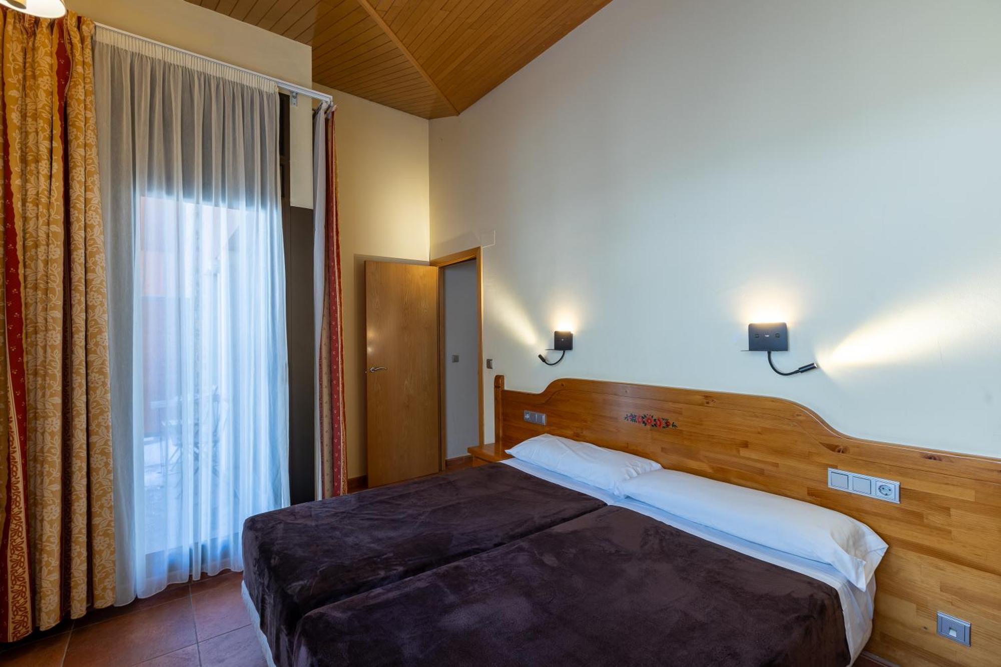 Apartaments Sant Moritz Arinsal Buitenkant foto