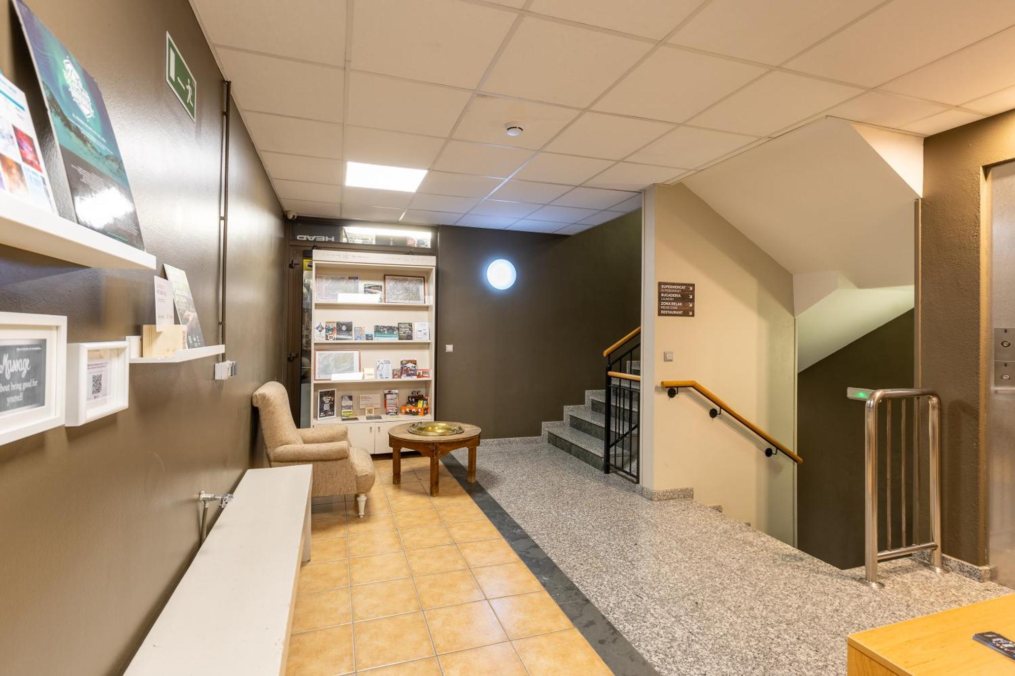 Apartaments Sant Moritz Arinsal Buitenkant foto